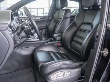 Porsche Macan 3.0
