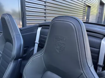 PORSCHE 992 (911) Carrera Cabrio   SportDesign   BOSE