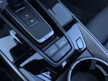 PORSCHE 992 (911) Carrera Cabrio   SportDesign   BOSE