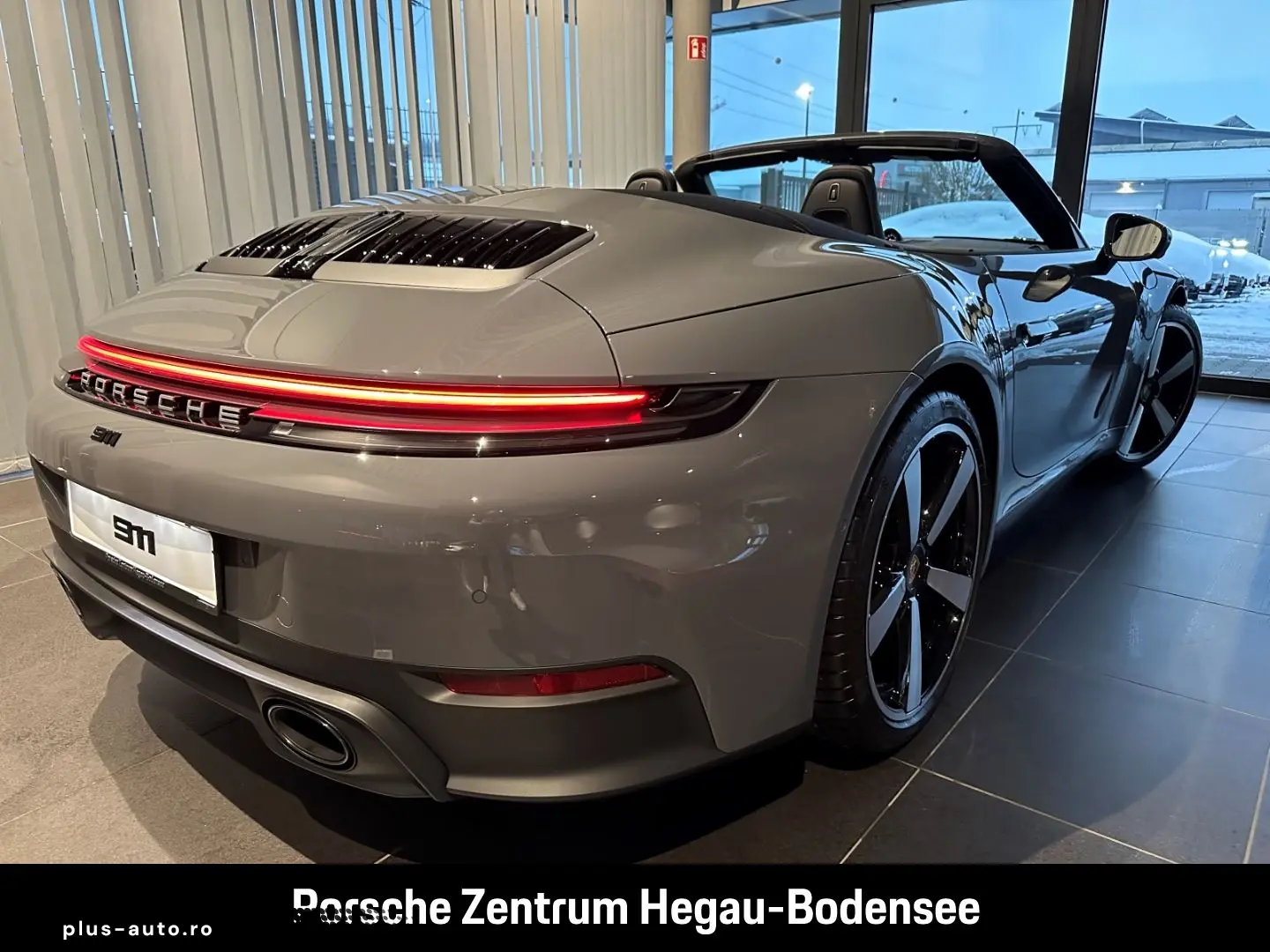 PORSCHE 992 (911) Carrera Cabriolet Facelift Sport Chron