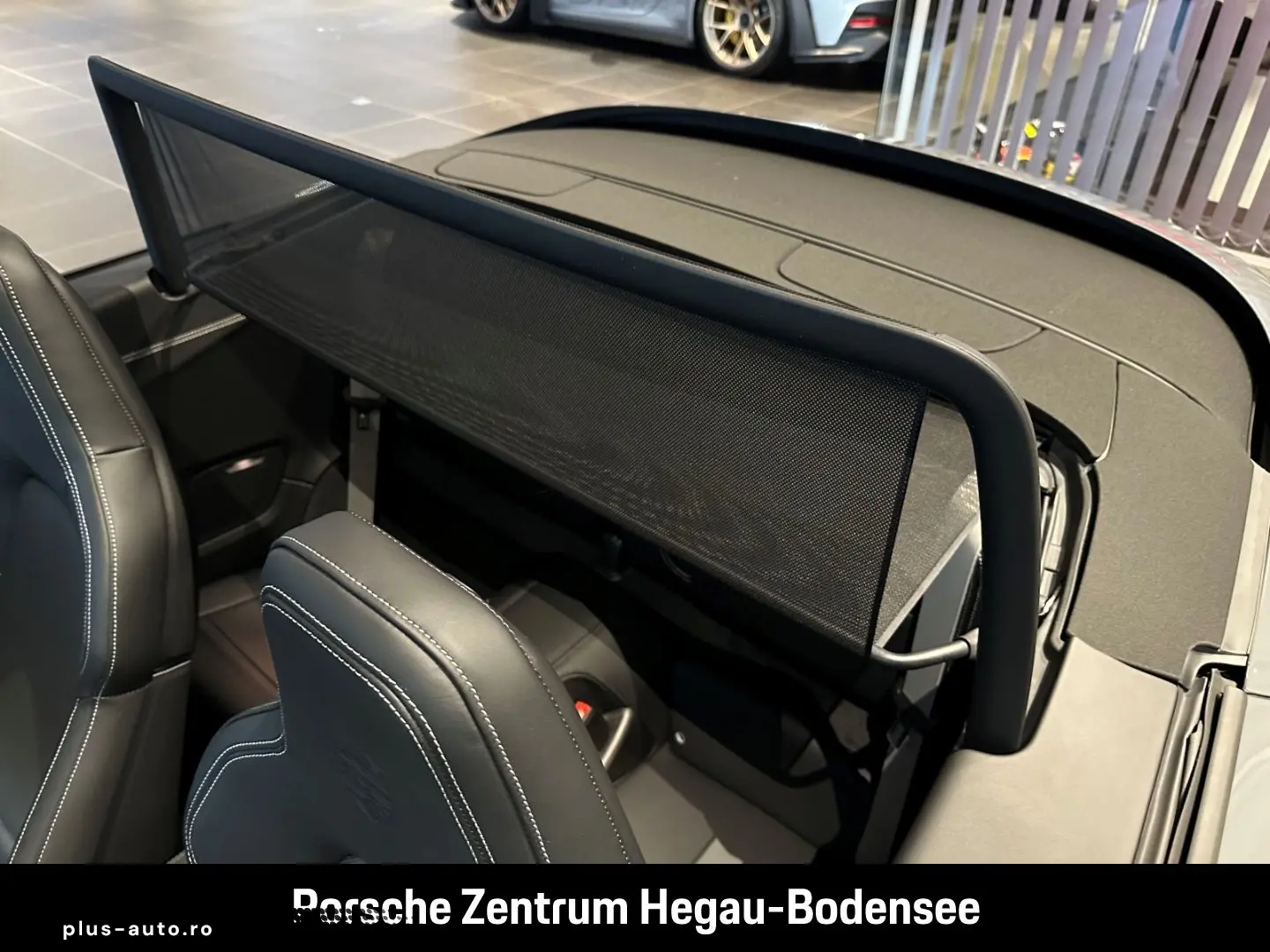 PORSCHE 992 (911) Carrera Cabriolet Facelift Sport Chron