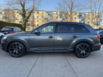 AUDI Q7 55 TFSI quat S line~Pano~Luft~Allradlenk~B&O~