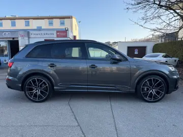 AUDI Q7 55 TFSI quat S line~Pano~Luft~Allradlenk~B&O~