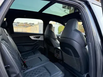AUDI Q7 55 TFSI quat S line~Pano~Luft~Allradlenk~B&O~