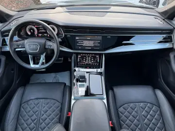 AUDI Q7 55 TFSI quat S line~Pano~Luft~Allradlenk~B&O~