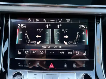 AUDI Q7 55 TFSI quat S line~Pano~Luft~Allradlenk~B&O~