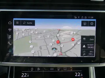 AUDI Q7 55 TFSI quattro S line 7SITZE HUD NACHT STHZ