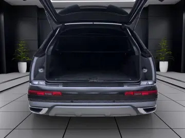AUDI Q7 55 TFSI Q S LINE PANO AHK KAMERA B&O LM20