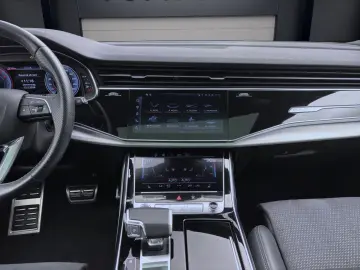 AUDI Q7 55 TFSI Q S LINE PANO AHK KAMERA B&O LM20
