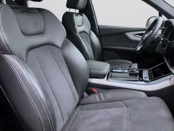 AUDI Q7 55 TFSI Q S LINE PANO AHK KAMERA B&O LM20
