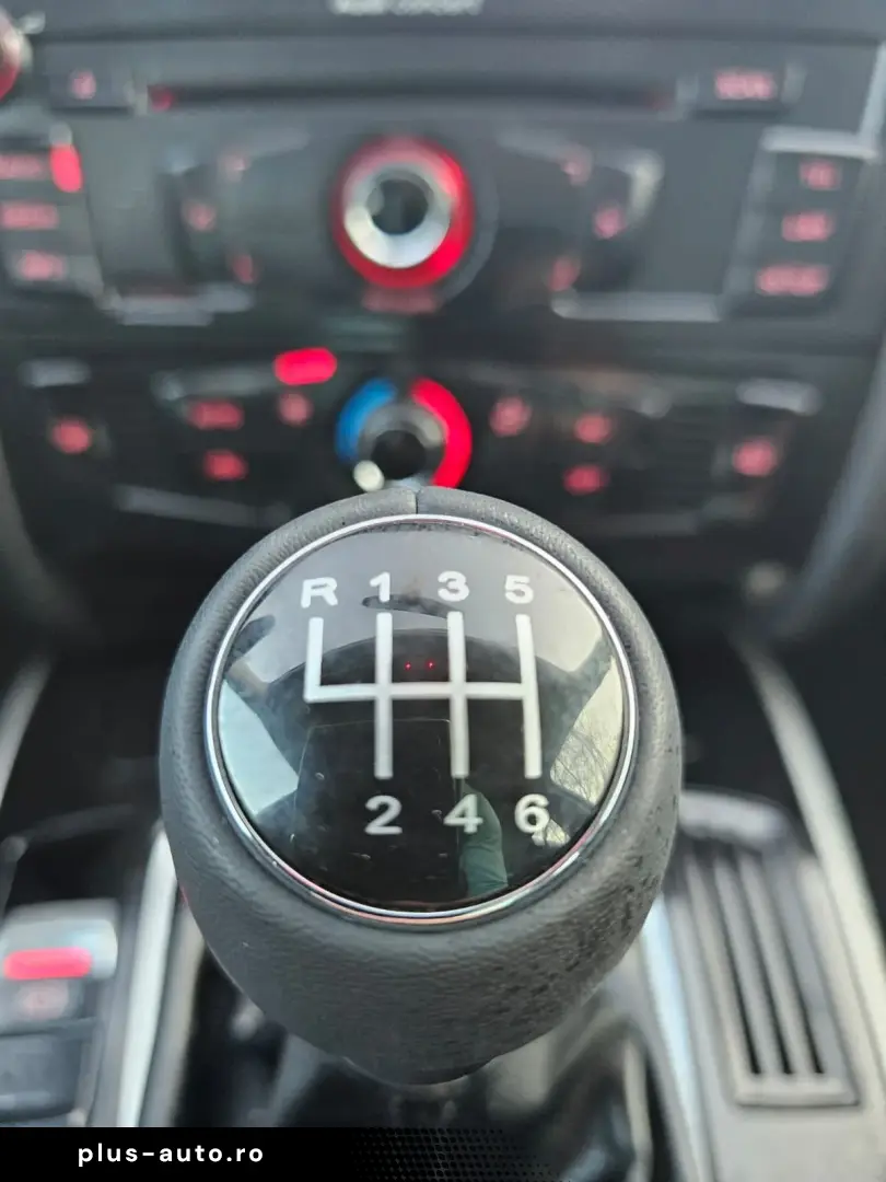 Audi A4 B8 2.0tdi 2009 140 cai Euro 5