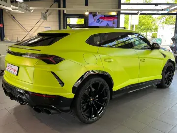 LAMBORGHINI Urus 4.0 V8 Autom. VERDE SCANDAL PANO B&Q