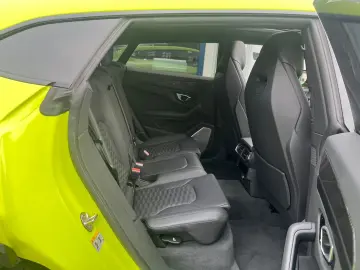 LAMBORGHINI Urus 4.0 V8 Autom. VERDE SCANDAL PANO B&Q