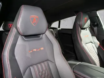 LAMBORGHINI Urus Performante Blu Lacus  23 Rims  3D B&O