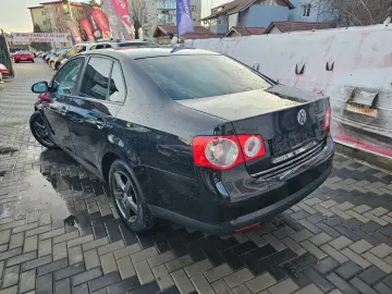 Vw Jetta 1.9 tdi 2009 Bluemotion