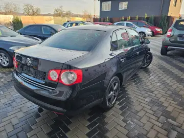 Vw Jetta 1.9 tdi 2009 Bluemotion