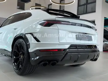 LAMBORGHINI Urus 4.0 V8 Performante Full Carbon Full PPF