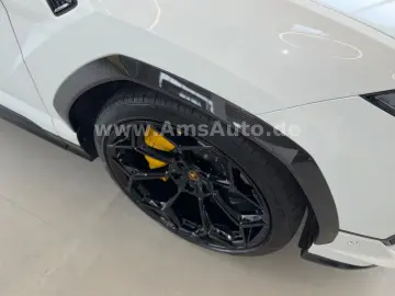 LAMBORGHINI Urus 4.0 V8 Performante Full Carbon Full PPF