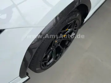 LAMBORGHINI Urus 4.0 V8 Performante Full Carbon Full PPF