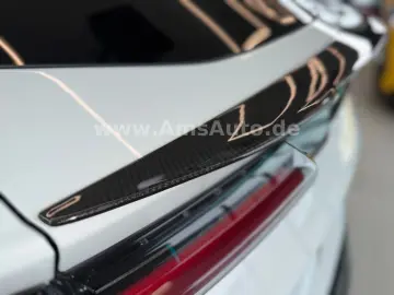 LAMBORGHINI Urus 4.0 V8 Performante Full Carbon Full PPF