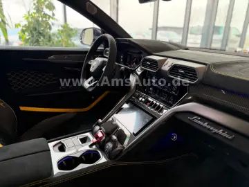 LAMBORGHINI Urus 4.0 V8 Performante Full Carbon Full PPF