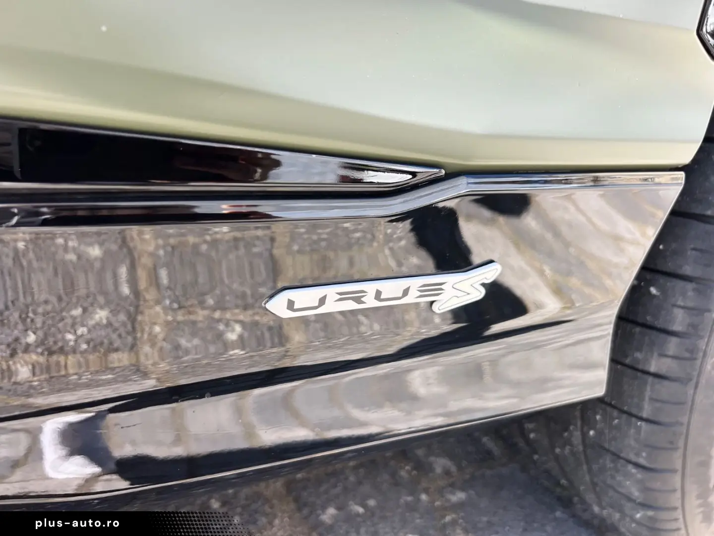 LAMBORGHINI Urus 4.0 V8 Sport  Matt  ADAS 4-Sitz.  Limitiert