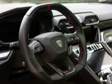 LAMBORGHINI Mansory Venatus Wide Body Kit