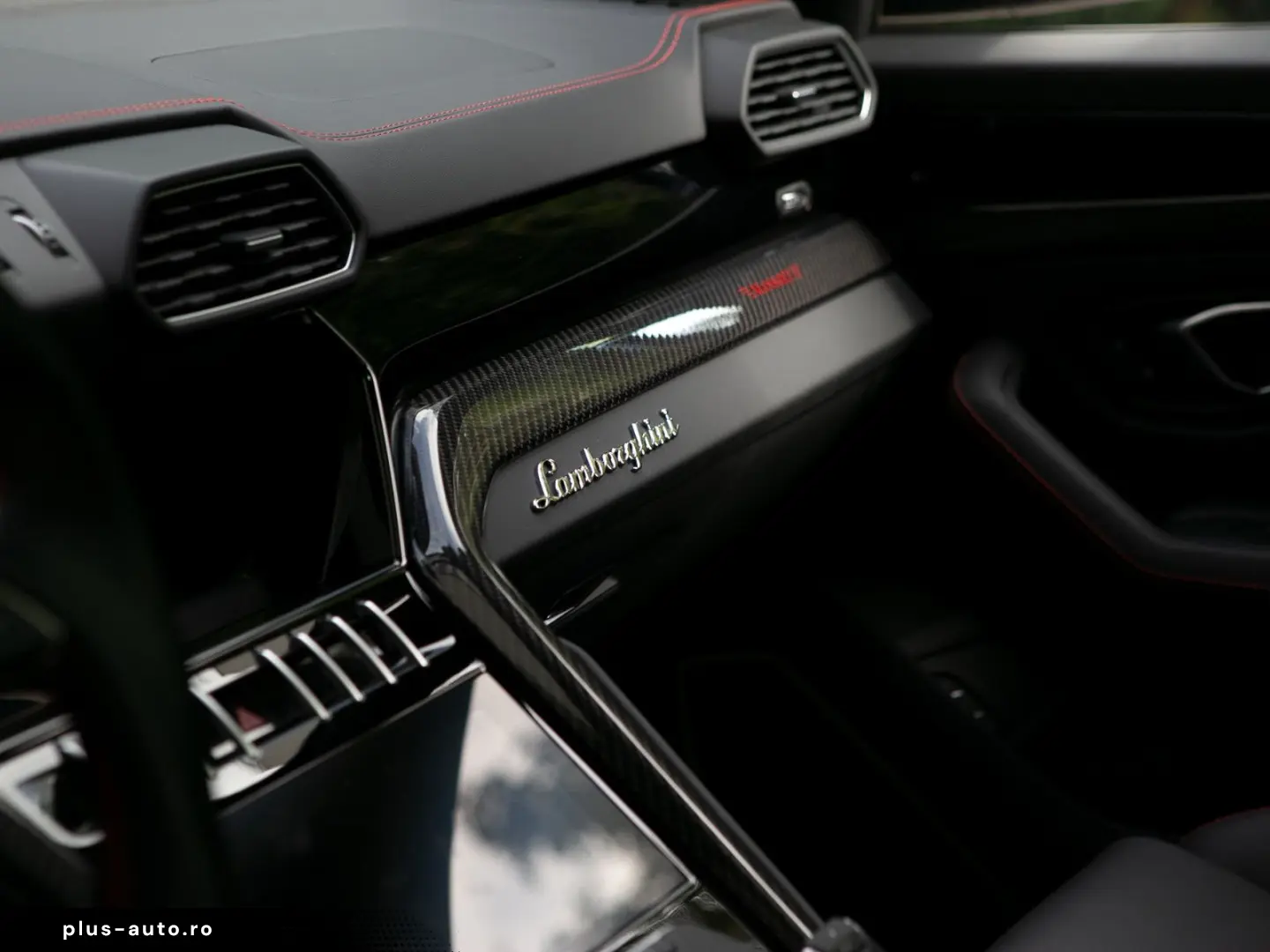 LAMBORGHINI Mansory Venatus Wide Body Kit