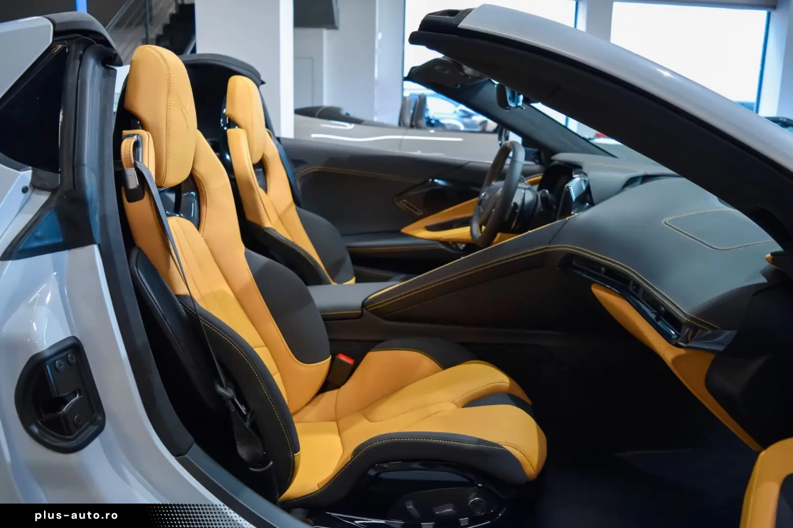 Corvette C8 Stingray Convertible 2026 3LT