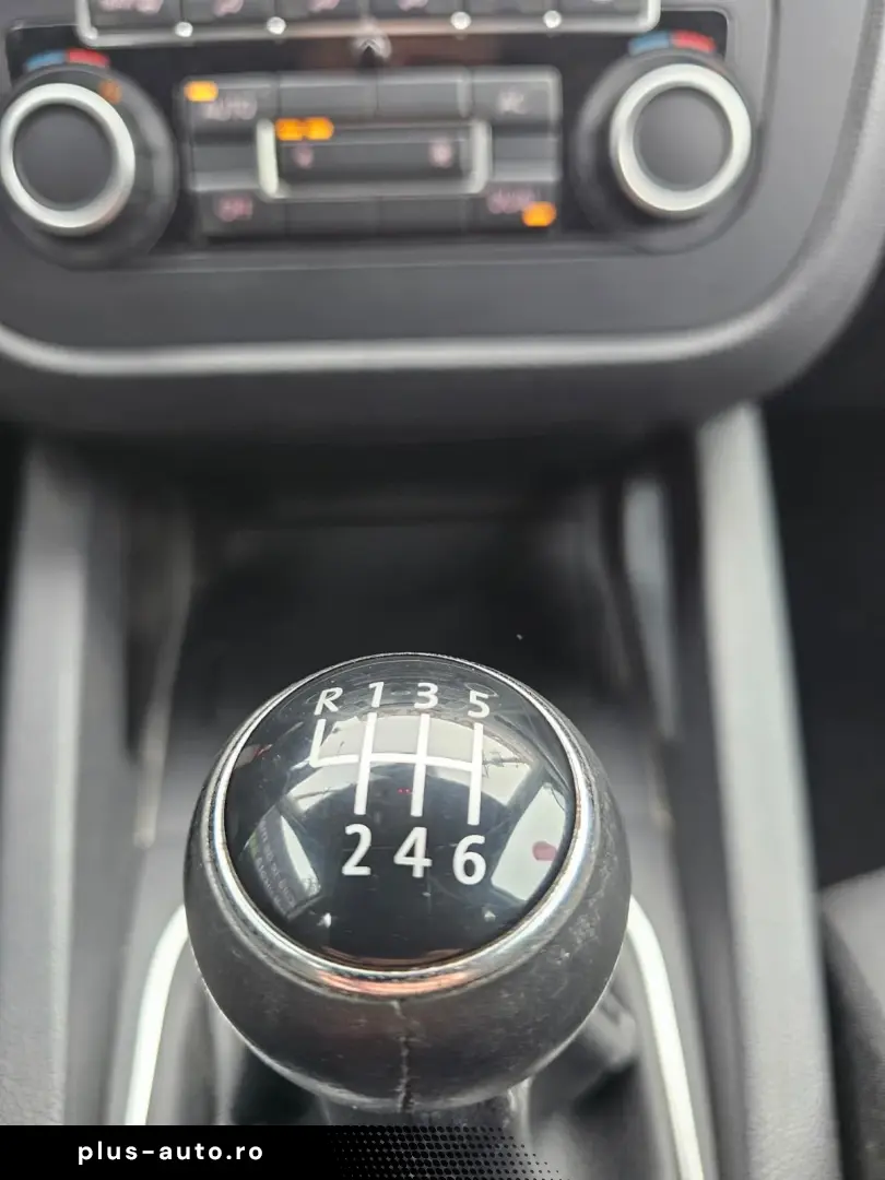 Vw Jetta 1.4 tsi 122 cai 2010 Navigatie