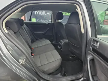 Vw Jetta 1.4 tsi 122 cai 2010 Navigatie