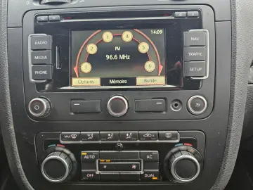 Vw Jetta 1.4 tsi 122 cai 2010 Navigatie