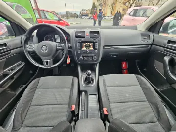 Vw Jetta 1.4 tsi 122 cai 2010 Navigatie