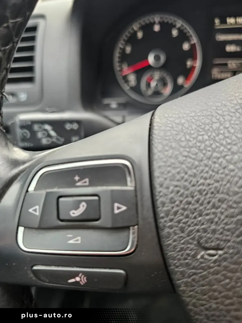 Vw Jetta 1.4 tsi 122 cai 2010 Navigatie