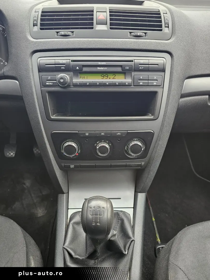 Skoda Octavia 1.6tdi 2010 Euro5 Aer conditionat