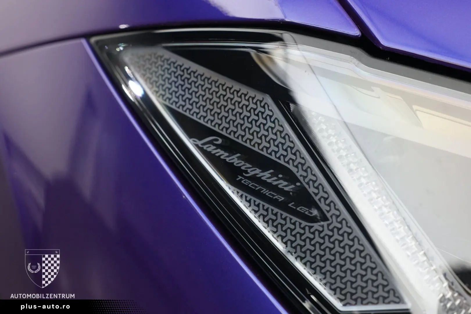 LAMBORGHINI Urus S ViolaMithras Alcantara FullbodyPPF