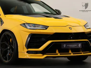 LAMBORGHINI Urus NOVITEC Esteso FullCarbon 23 NL4 FullPPF