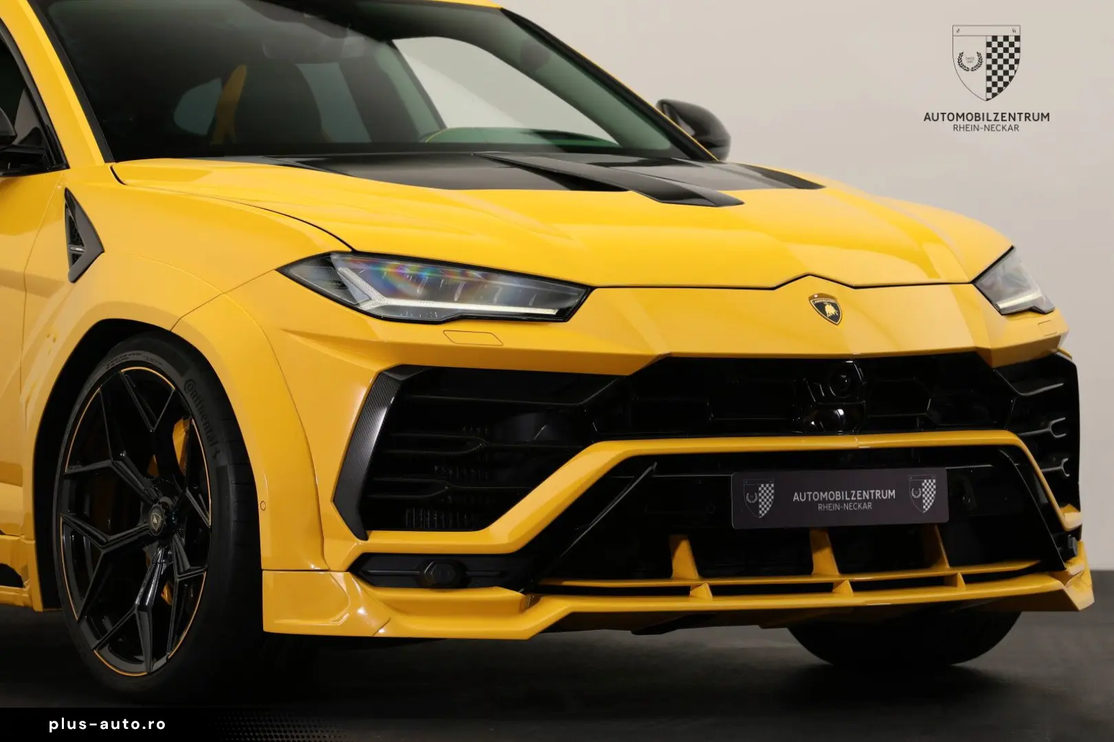 LAMBORGHINI Urus NOVITEC Esteso FullCarbon 23 NL4 FullPPF