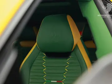 LAMBORGHINI Urus NOVITEC Esteso FullCarbon 23 NL4 FullPPF