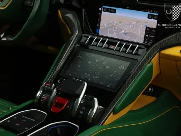 LAMBORGHINI Urus NOVITEC Esteso FullCarbon 23 NL4 FullPPF