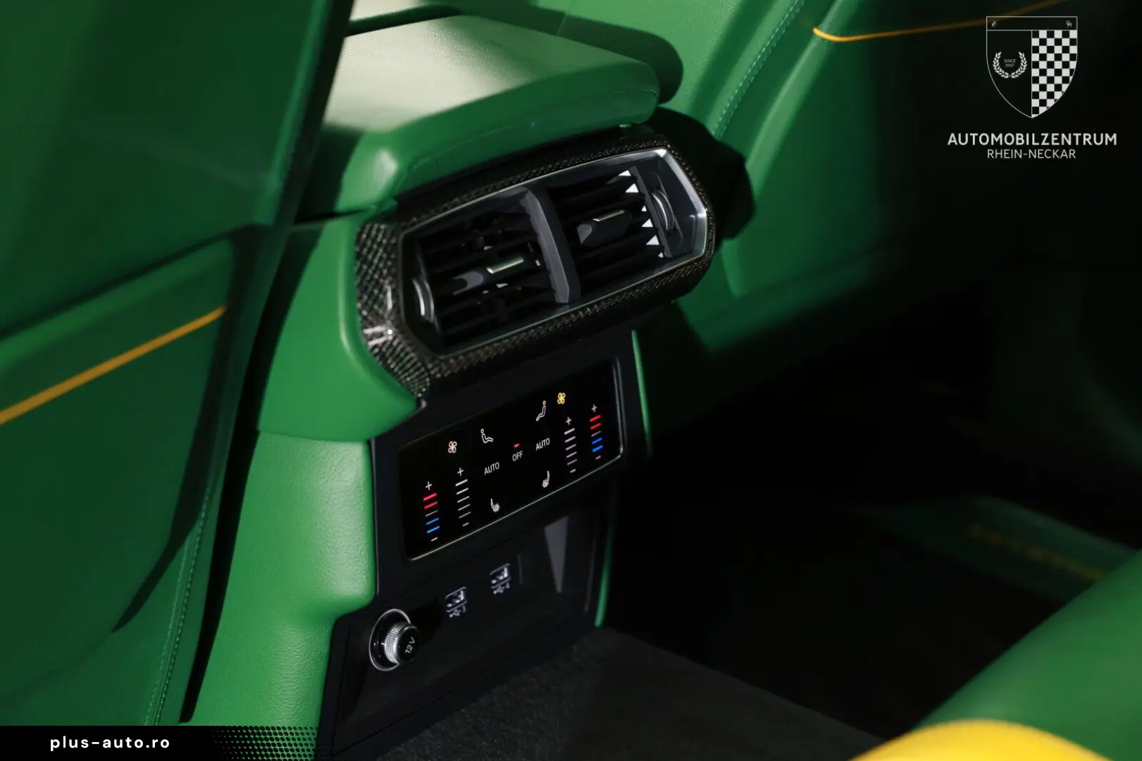 LAMBORGHINI Urus NOVITEC Esteso FullCarbon 23 NL4 FullPPF