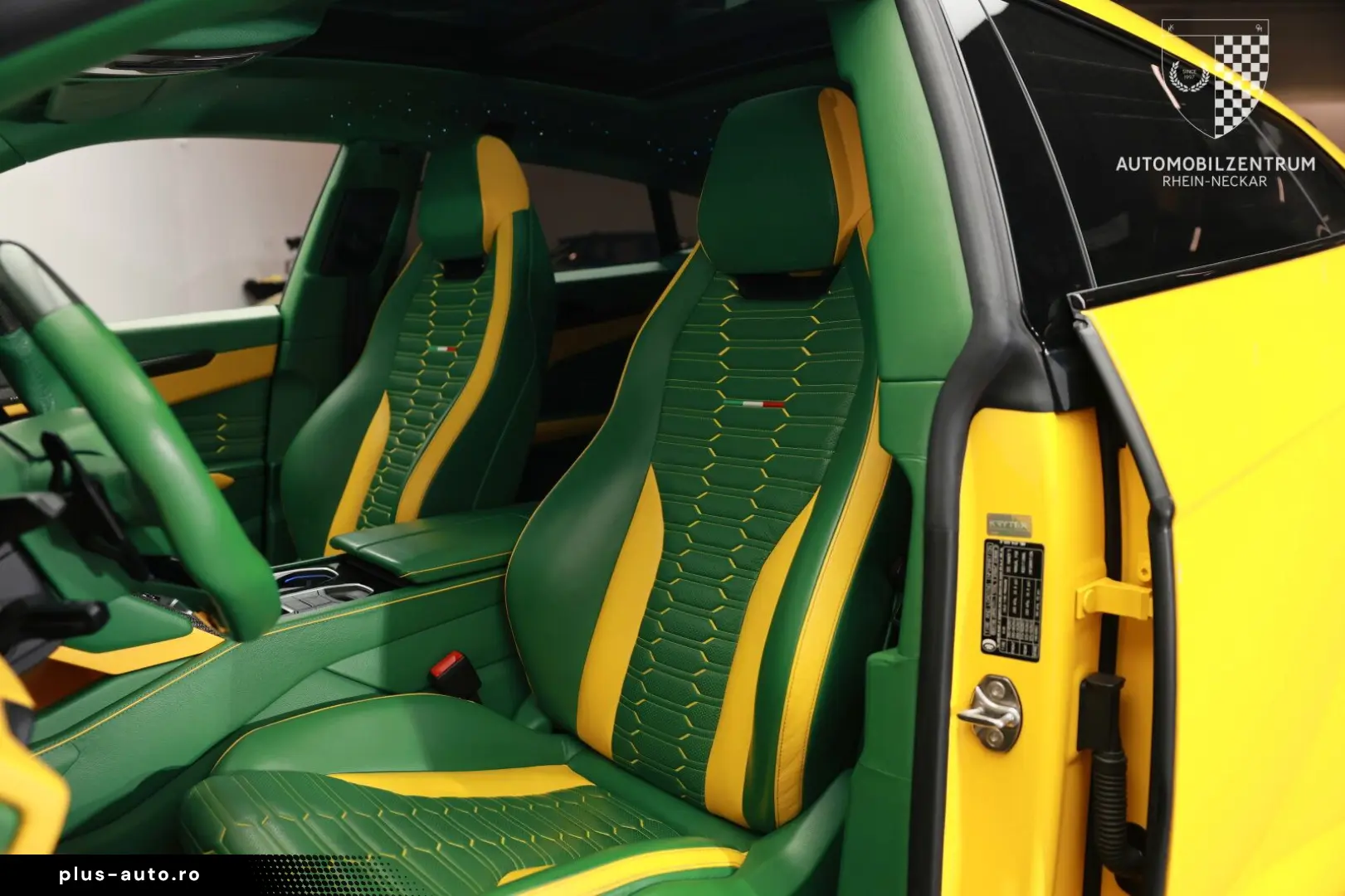 LAMBORGHINI Urus NOVITEC Esteso FullCarbon 23 NL4 FullPPF