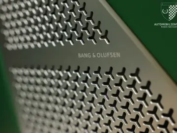 LAMBORGHINI Urus NOVITEC Esteso FullCarbon 23 NL4 FullPPF