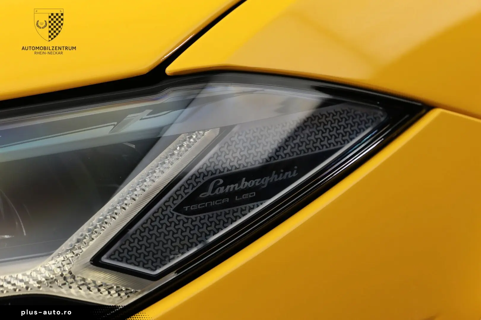 LAMBORGHINI Urus NOVITEC Esteso FullCarbon 23 NL4 FullPPF