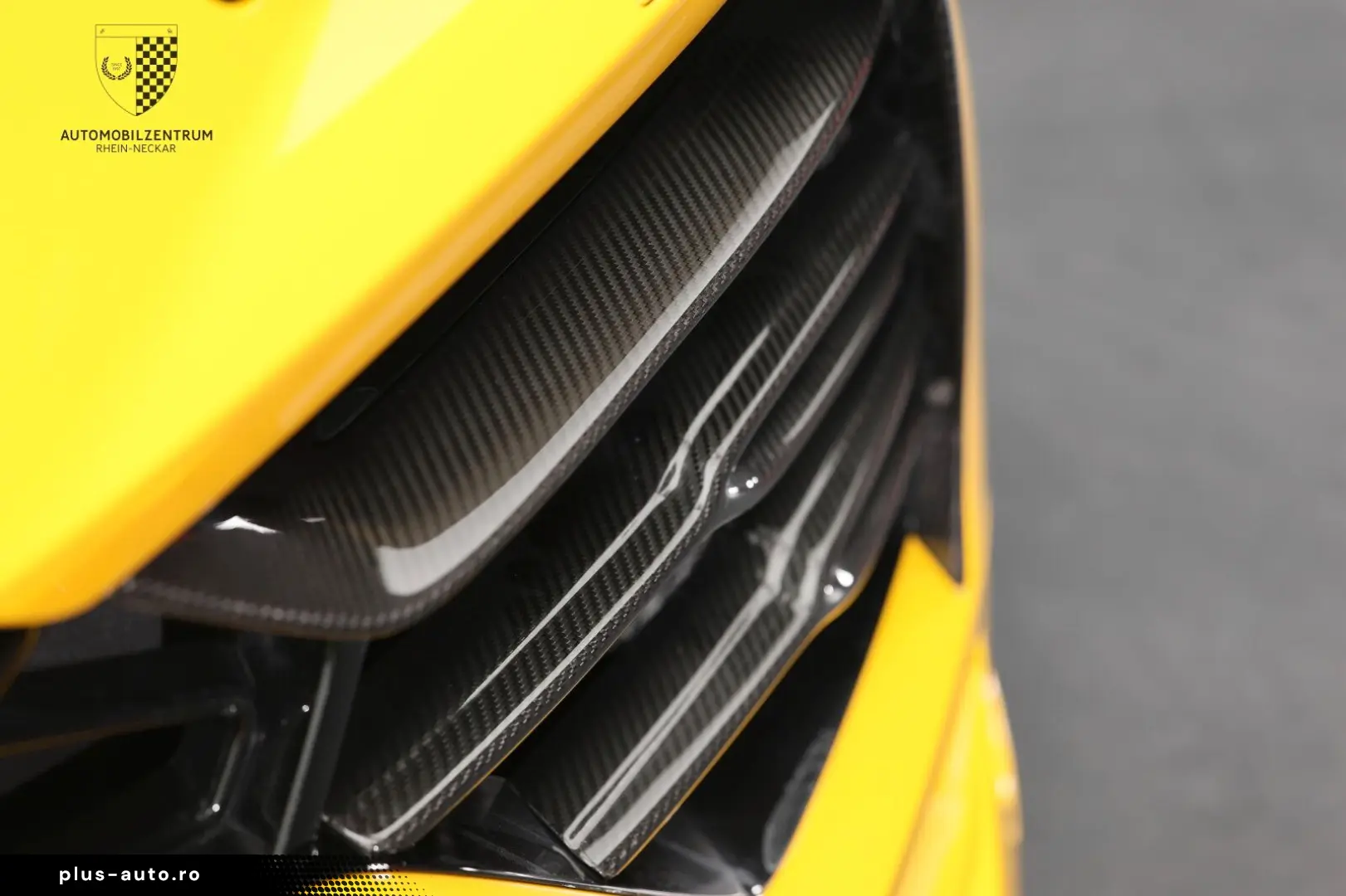 LAMBORGHINI Urus NOVITEC Esteso FullCarbon 23 NL4 FullPPF