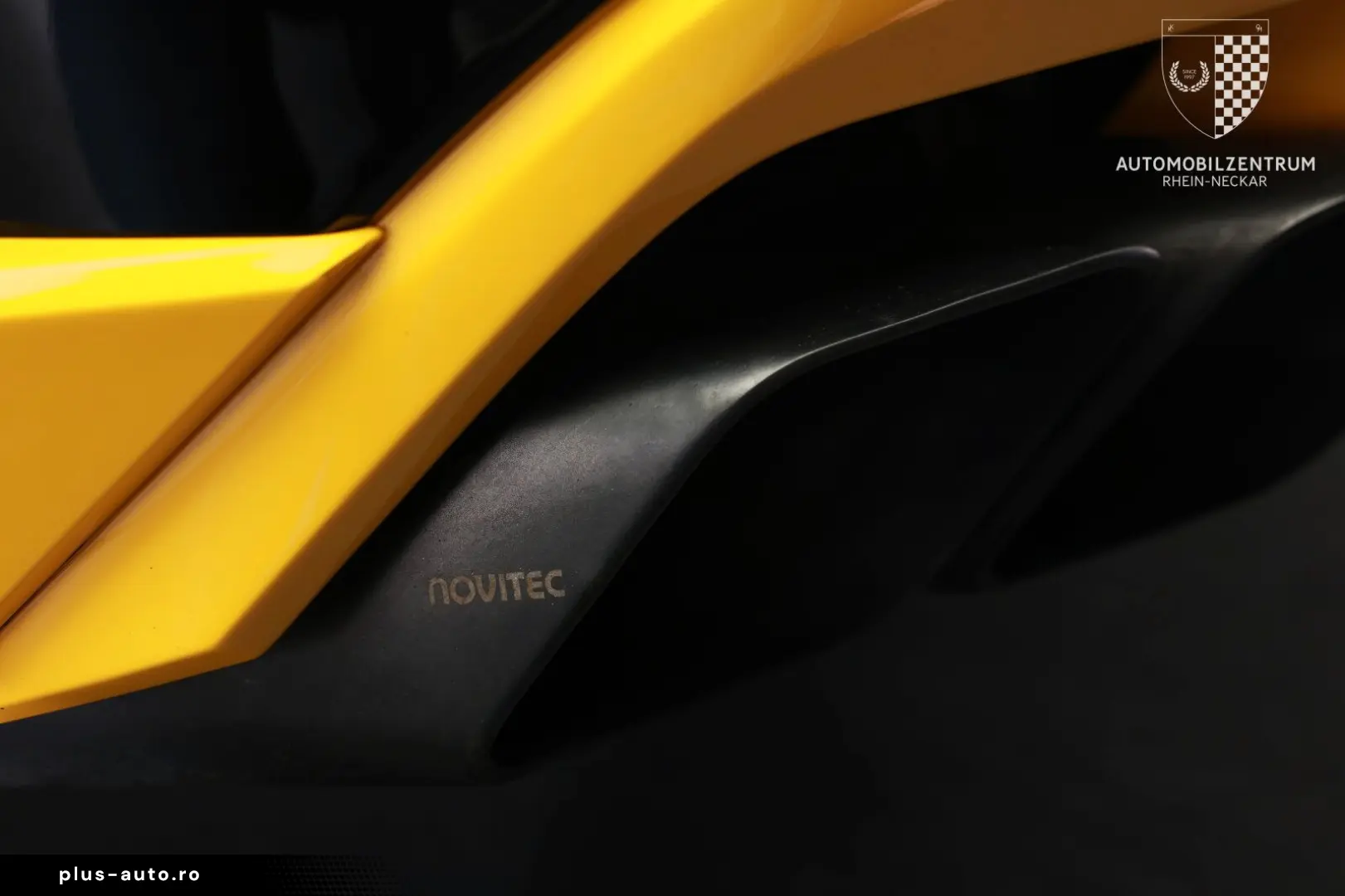 LAMBORGHINI Urus NOVITEC Esteso FullCarbon 23 NL4 FullPPF