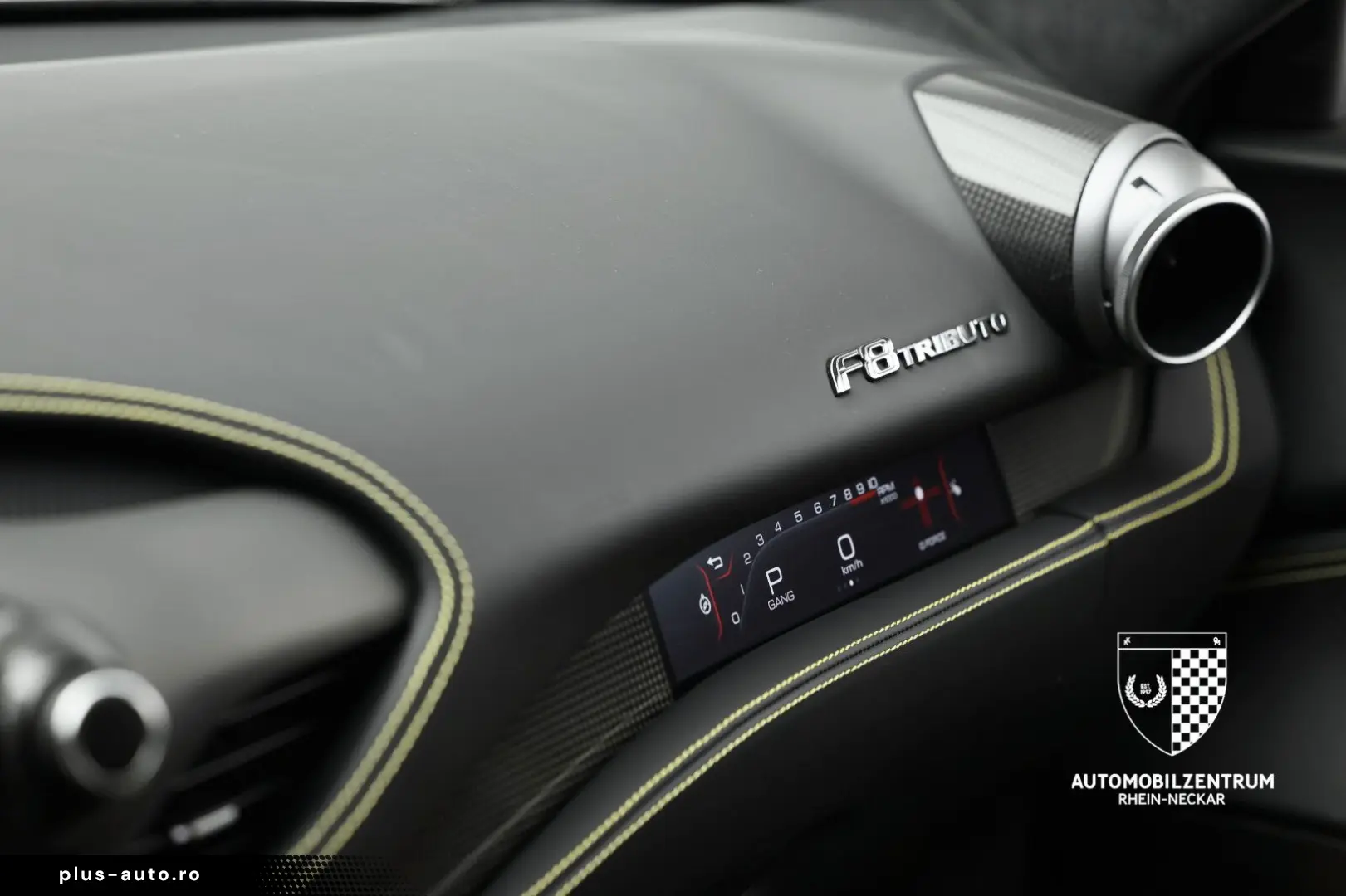 FERRARI F8 Tributo FullCarbon RacingSeat Passenger Lift