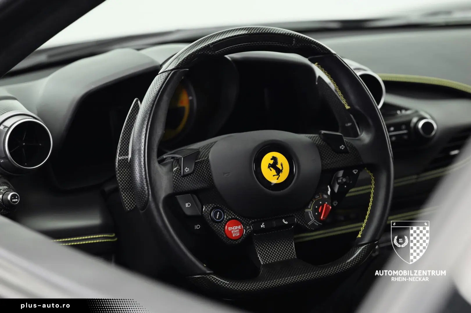 FERRARI F8 Tributo FullCarbon RacingSeat Passenger Lift