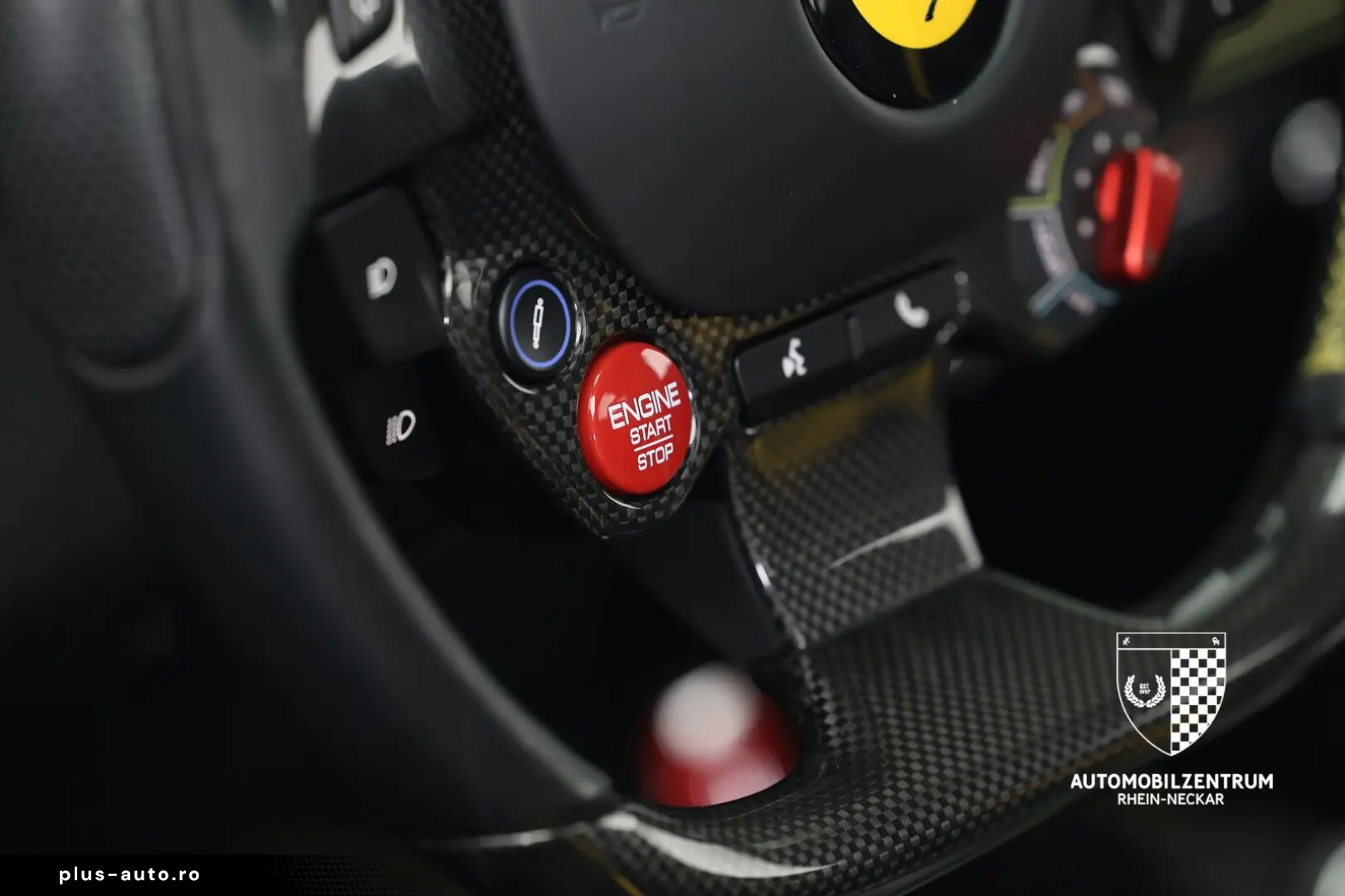 FERRARI F8 Tributo FullCarbon RacingSeat Passenger Lift