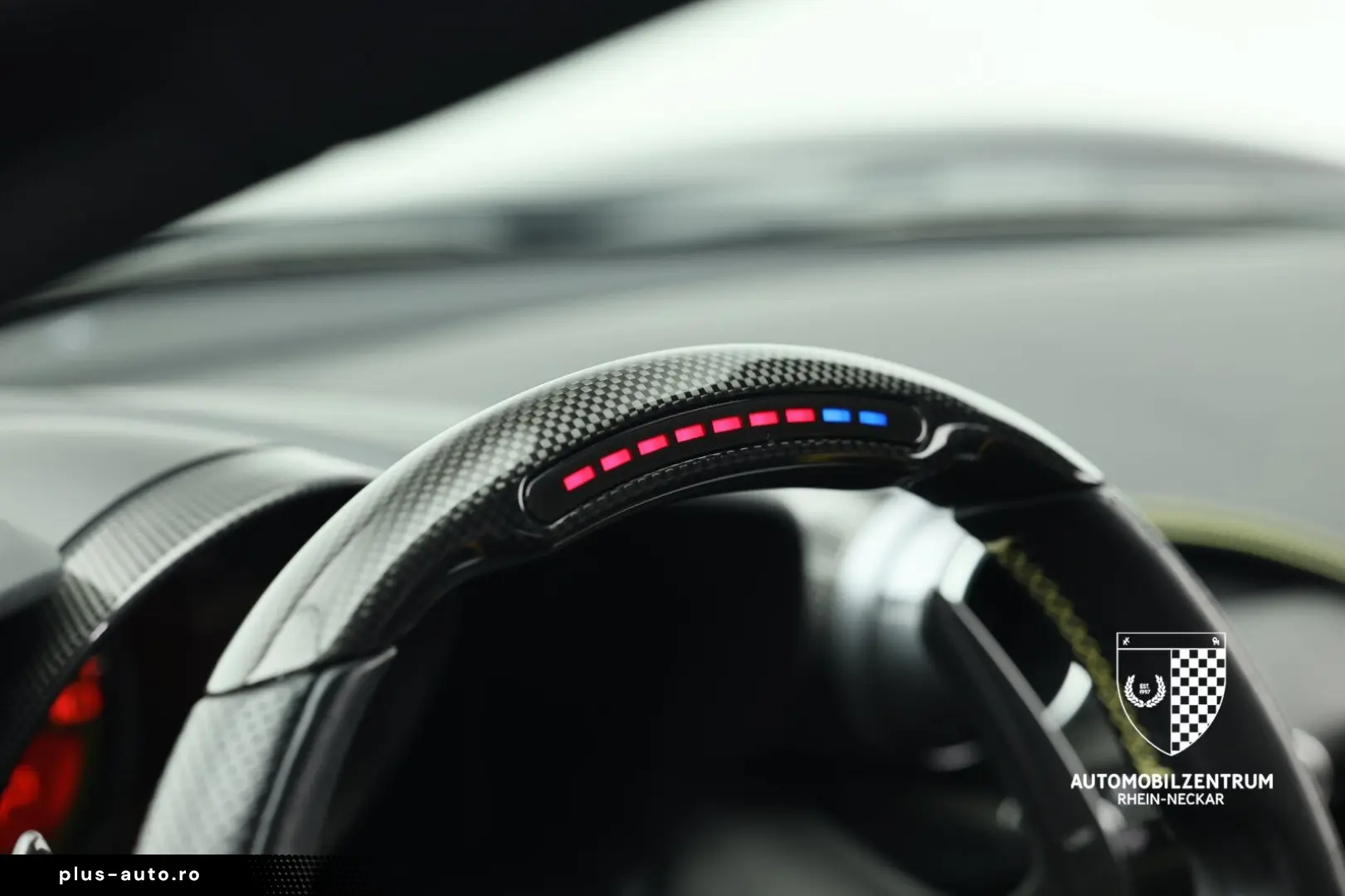 FERRARI F8 Tributo FullCarbon RacingSeat Passenger Lift